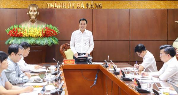 Văn phòng Thành ủy phải trở thành bộ nhớ chiến lược và trung tâm dữ liệu hành chính của Thành ủy