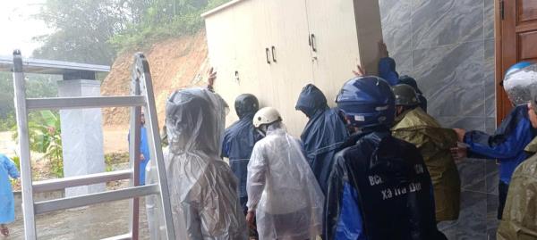 Trà Leng di dời khẩn cấp 51 hộ dân, nhiều khu vực bị chia cắt