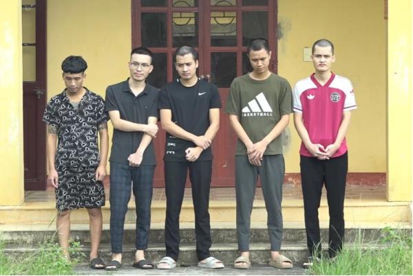 Triệt phá đường dây làm giả hàng chục nghìn loại giấy tờ các loại