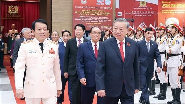 Các đồng chí lãnh đạo chủ chốt của Đảng, Nhà nước dự Đại hội đại biểu Đảng bộ Công an Trung ương lần thứ VIII