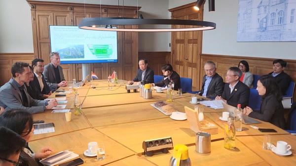 Đà Nẵng thu hút đầu tư lĩnh vực đô thị thông minh, hàng không và cảng biển tại Hà Lan