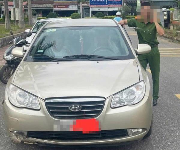 Truy xét nhanh thanh niên trộm ô-tô