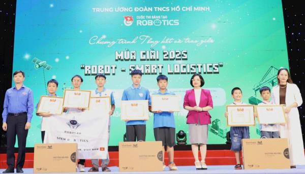 Tổng kết, trao giải Cuộc thi Sáng tạo Robotics toàn quốc năm 2025