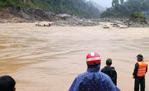 Dự báo mưa lớn, lũ lên nhanh, Đà Nẵng kích hoạt khẩn cấp các biện pháp ứng phó