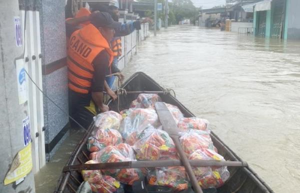 Mưa lũ miền Trung đã khiến 54 người chết và mất tích