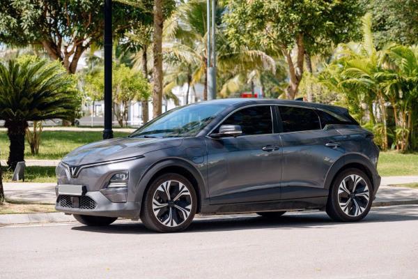 Chủ xe nói về trải nghiệm với VinFast VF 6 Plus: Sức mạnh vượt chuẩn B-SUV, an toàn ăn đứt nhiều xe hạng C