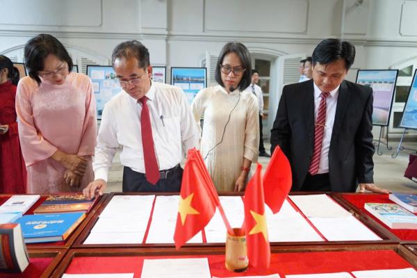 Khai mạc triển lãm Đà Nẵng:50 năm hành trình kiến tạo và phát triển