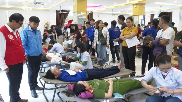 Vận động hiến được 274 đơn vị máu