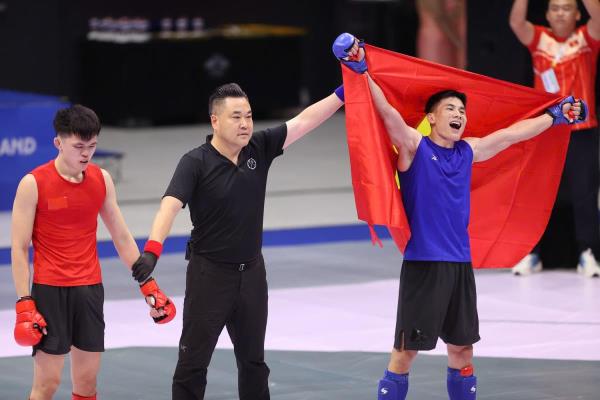 Những chiến binh MMA của tinh thần bất khuất