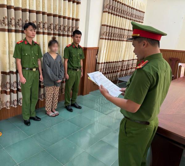 Ra quân và lập công