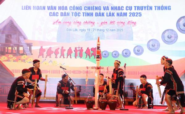 Âm vang cồng chiêng - gắn kết cộng đồng