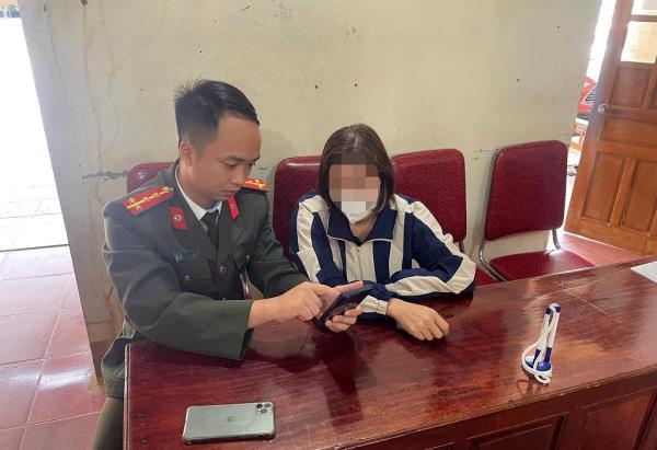 Nữ sinh bị lừa đảo qua mạng