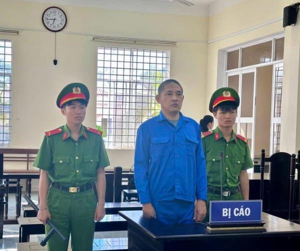 Cẩu tặc xộ khám