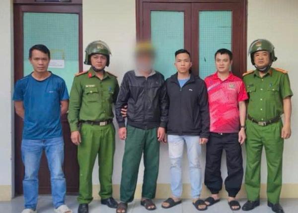 Bắt nhanh đối tượng cướp giật vé số của người lớn tuổi giữa ban ngày