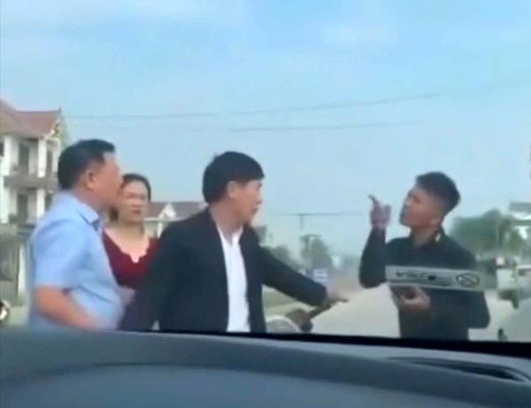 Làm rõ vụ chặn xe đòi tiền giữa đường