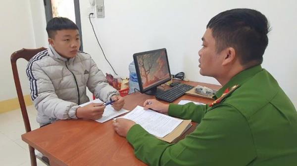 Trộm vàng để mua táo