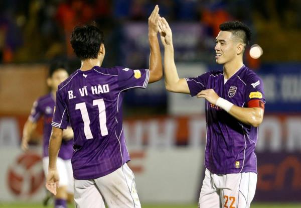 Bóng đá Việt cuối tuần này: Thẩm định chất lượng vàng, bạc, đồng