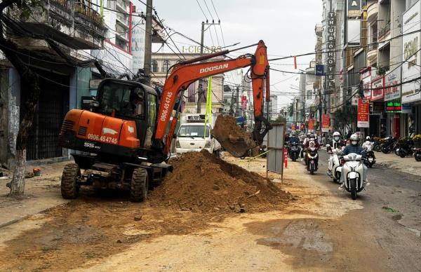 Tiếp tục cải tạo, nâng cấp và hạ ngầm hệ thống cáp điện, viễn thông thêm 4 tuyến đường trung tâm Đà Nẵng