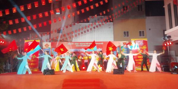 Chương trình nghệ thuật Tháng 3 lịch sử-Đà Nẵng Rồng bay hướng ra biển lớn