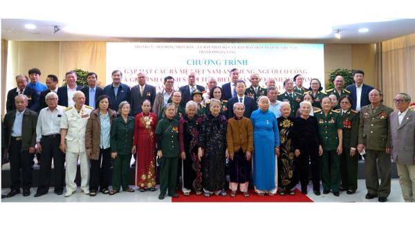 Đà Nẵng gặp mặt các Mẹ Việt Nam Anh hùng, người có công và gia đình chính sách tiêu biểu