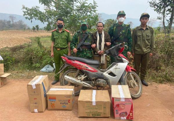 Chặn hỏa dược trên vùng biên giới