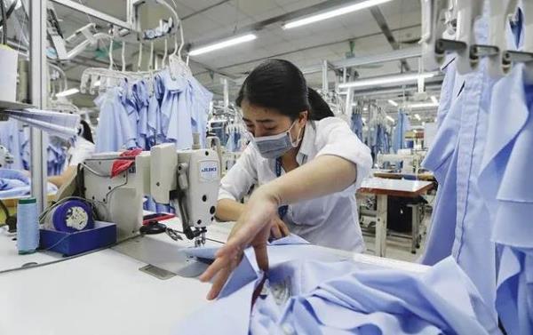 Dệt may, da giầy giữ vững đơn hàng dù biến động thuế