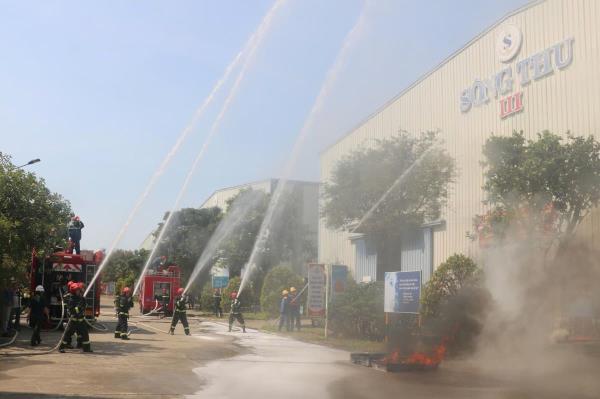 Diễn tập chữa cháy, cứu nạn cứu hộ tại Tổng Công ty Sông Thu
