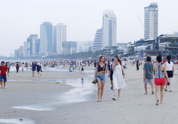 Khởi động mùa du lịch biển 2025