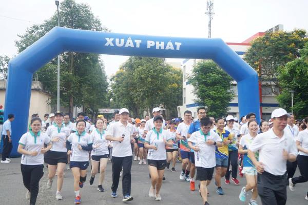 Sôi nổi Đại hội Thể thao viên chức, người lao động Đại học Đà Nẵng lần thứ VII