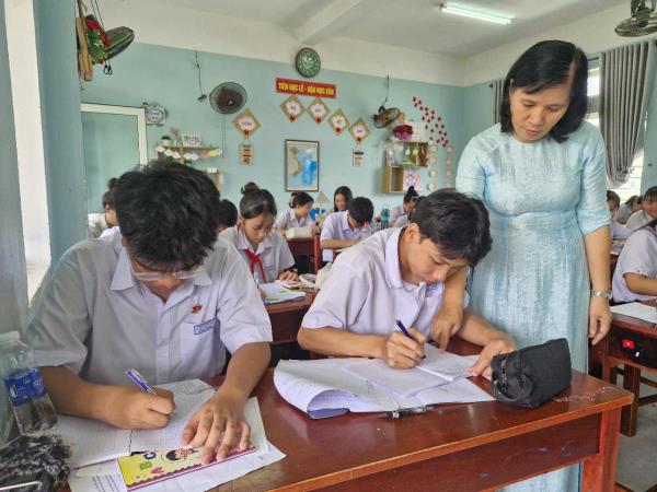 Học sinh lớp 9 Đà Nẵng tăng tốc ôn luyện trước kỳ thi tuyển sinh vào lớp 10