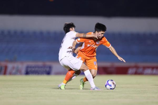 Vé đá play-off V.League 2024/25: Không sợ mới lạ