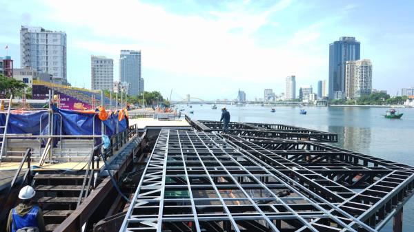 Cận cảnh công trường thi công sân khấu lớn nhất lịch sử Lễ hội pháo hoa quốc tế Đà Nẵng