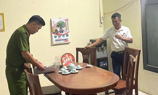 Bắt chủ tịch mỏ cát thuê giang hồ chém cổ đông trọng thương