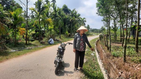 Gần 450 mét đường nông thôn dang dở do chủ thầu vướng lao lý