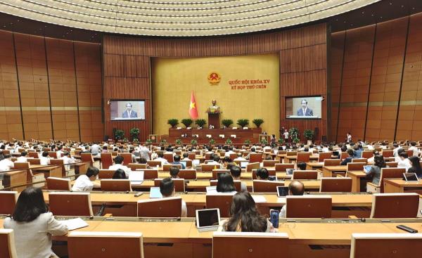 Kỳ họp thứ 9, Quốc hội khóa XV: Đề nghị hỗ trợ học phí cơ sở giáo dục dân lập, tư thục