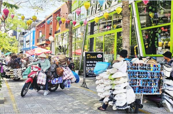 Xử lý nghiêm các hành vi lợi dụng trẻ em, người khuyết tật, bán hàng rong để xin ăn