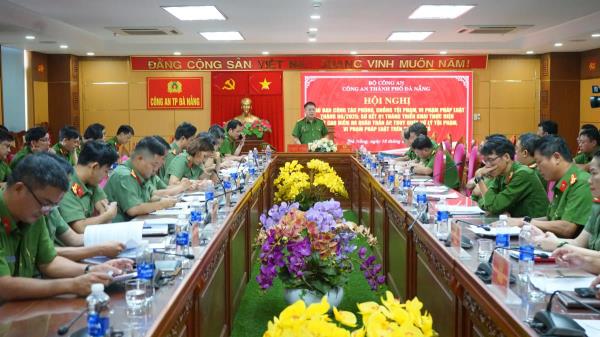 Tiếp tục duy trì khí thế tấn công, trấn áp tội phạm đường phố