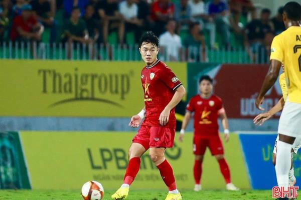 4 cái tên chia tay CLB Hà Tĩnh