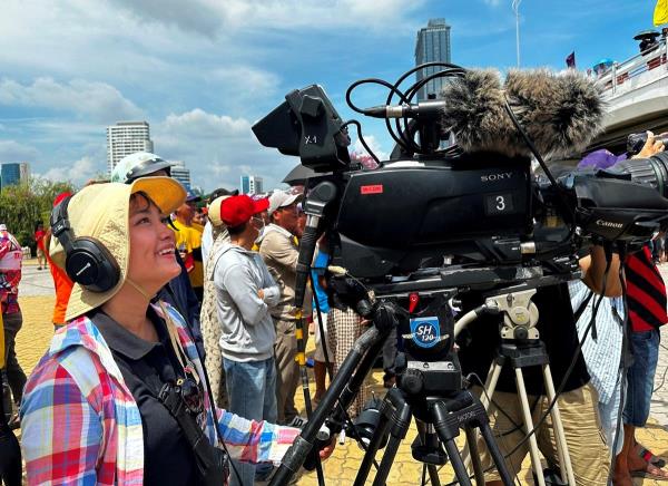 Khi những đồng nghiệp rời đi