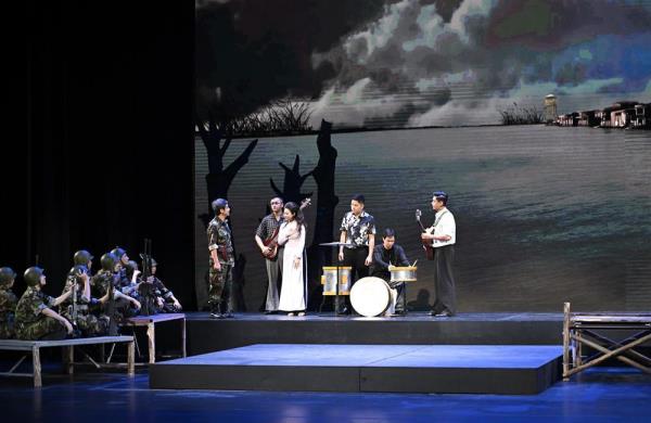 600 nghệ sĩ tham gia Liên hoan Nghệ thuật sân khấu chuyên nghiệp toàn quốc về Hình tượng người chiến sĩ Công an nhân dân