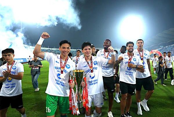 Thép Xanh Nam Định chơi lớn