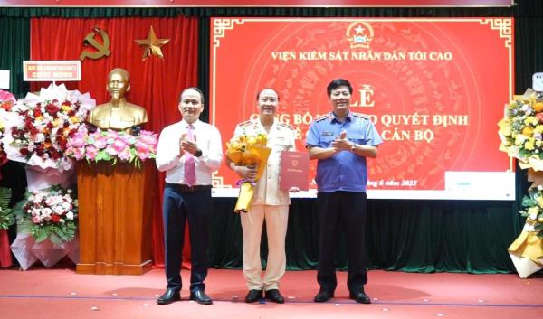 Công bố chức danh Viện trưởng, Phó Viện trưởng Viện Kiểm sát nhân dân thành phố Đà Nẵng từ ngày 1-7-2025