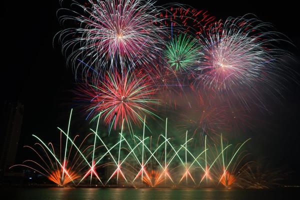 DIFF 2025 đêm thi thứ 5: Hàn Quốc bùng nổ với G-Dragon, Ý thăng hoa cùng Bống bống bang bang