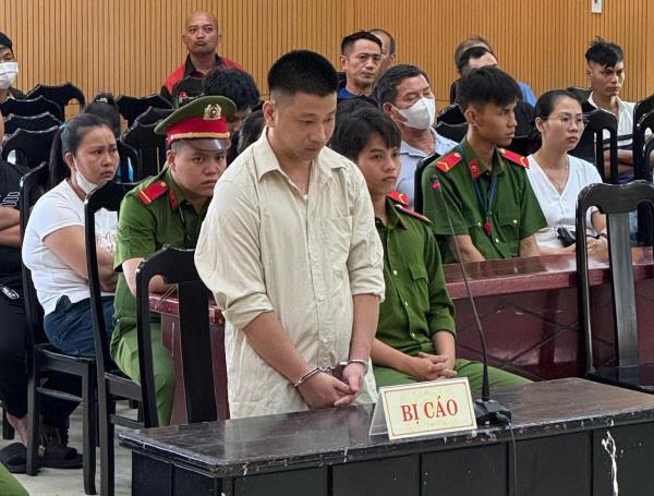 Tử hình kẻ chạy hàng cho trùm ma túy để trừ nợ