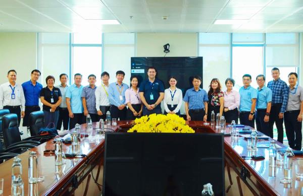 Orbis khảo sát Sân bay Quốc tế Đà Nẵng để thực hiện chương trình bệnh viện bay về mắt