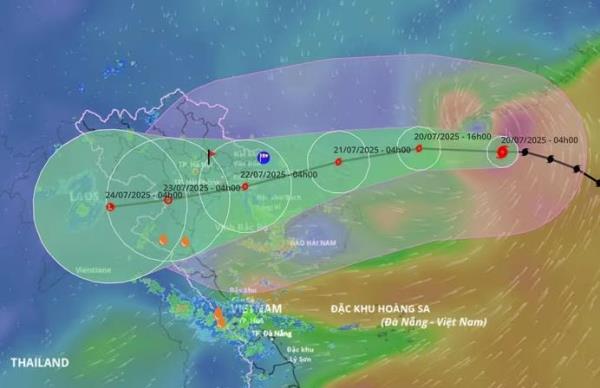 Bão mạnh lên cấp 11, di chuyển rất nhanh
