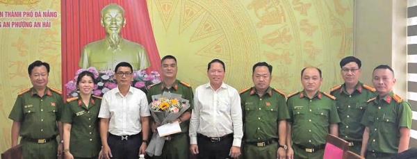Khen thưởng đột xuất lực lượng Công an phường An Hải vì thành tích phá án nhanh