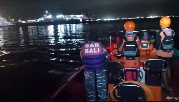 Indonesia: Chìm phà ở đảo Bali, 38 người vẫn mất tích