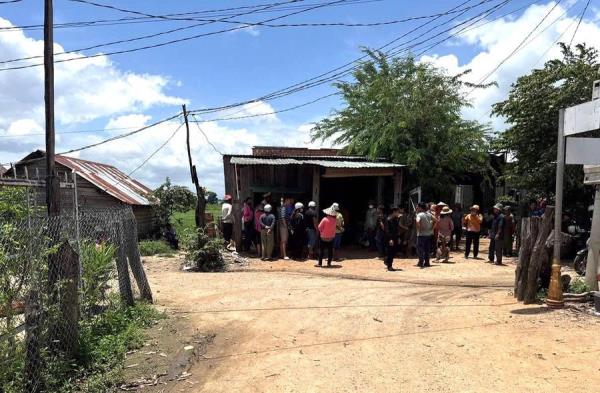 Lạc tay lái, 3 mẹ con thương vong