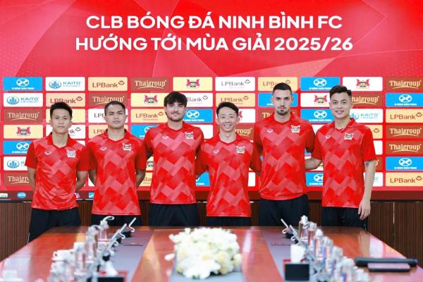 V.League mùa tới: Chưa đá đã… căng